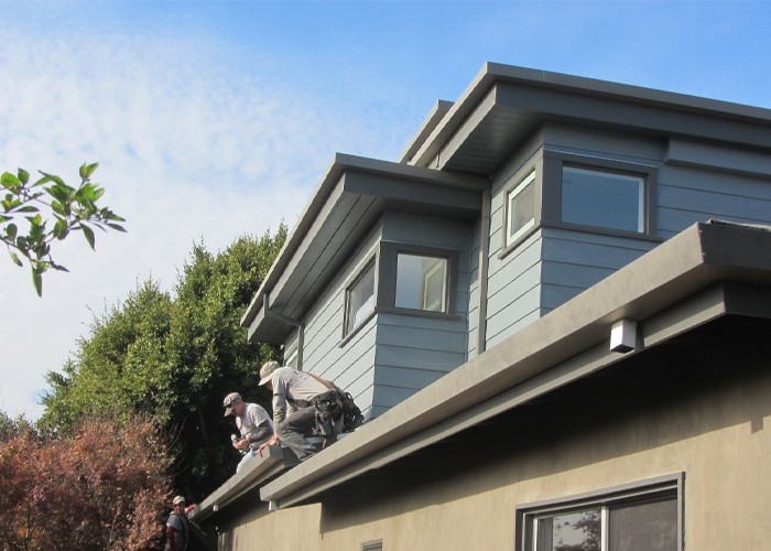 Gutter cleaning experts in Los Angeles